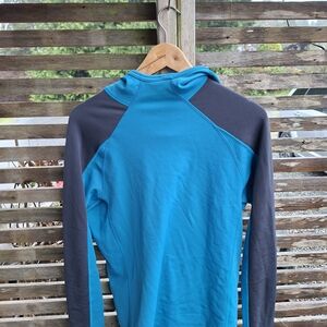 MEC Men's Teal and Charcoal Crewneck Sweater